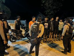 Unit PPRC Ditsamapta Polda Kalteng Bubarkan Tawuran Warga di Palangka Raya
