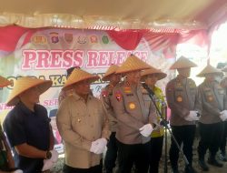 Dukung Ketahanan Pangan, Kapolda Kalteng Bersama Wagub Panen Raya Jagung Serentak Kuartal II di Pulang Pisau
