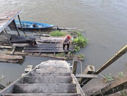 Piket Polsek Cek Debit Air Sungai Lamandau