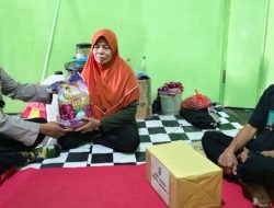 Sambut Hari Bhayangkara Ke – 79 Sat Binmas Polres Lamandau Melaksanakan Kegiatan Jum’at Berkah Dengan Berbagi Sembako
