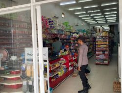 Piket Polsek Patroli kepertokoan diwilkum Polsek Sematu Jaya