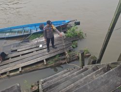 Piket Polsek Cek Debit Air Sungai Lamandau