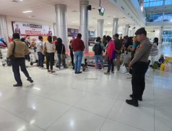 Jaga Keamanan, Satpamobvit Polresta Palangka Raya Siagakan Personelnya di Area Bandara Tjilik Riwut