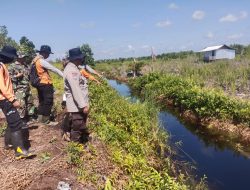 Patroli di Kelurahan Bukit Tunggal, Polsek Pahandut bersama Babinsa dan TSAK Cegah Potensi Karhutla