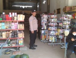 Piket Polsek Delang melaksanakan Silaturahmi ke warga masyarakat