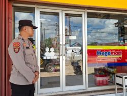 Piket Polsek Patroli kepertokoan diwilkum Polsek Sematu Jaya
