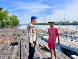 Ditpolairud Polda Kalteng Sambangi Masyarakat, Berikan Edukasi tentang Bahaya Terorisme dan Radikalisme