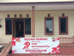 Polsek Teweh Timur Gelar Bedah Rumah untuk Warga Kurang Mampu di Desa Benangin II
