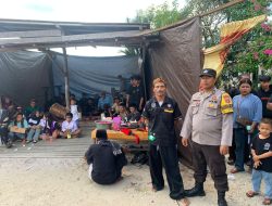 Polsek Rakumpit Kawal Tradisi Pergelaran Kuda Lumping PSHT di Kelurahan Petuk Barunai