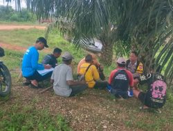 Bhabinkamtibmas Sosialisasikan Layanan Hotline 110 kepada Masyarakat